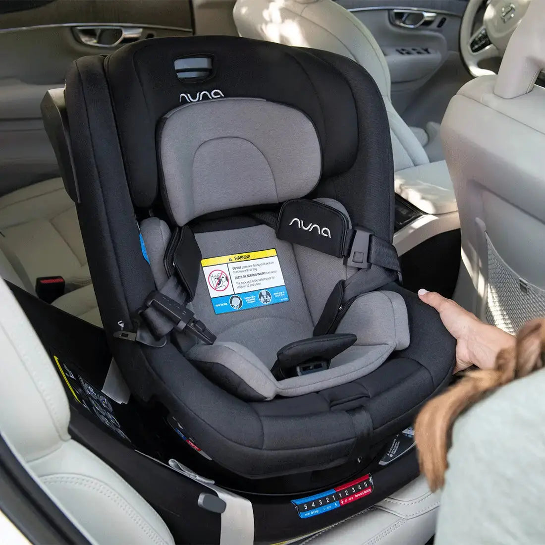 Nuna REVV (Rotating) Convertible Car Seat - Essentiallydestinyy
