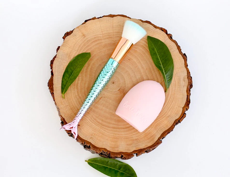 Prim & Pure Pretty in Pink Brush Egg Cleaner