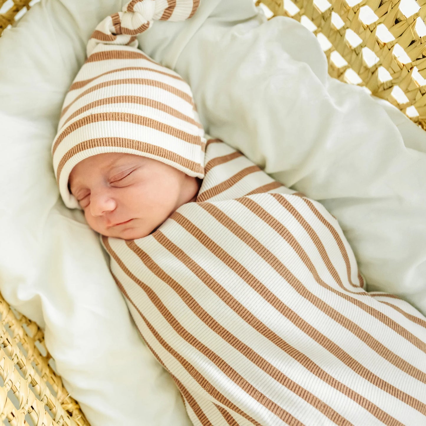 Makemake Organics Baby Swaddles & Gowns