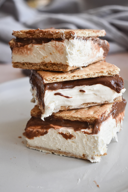 Toonie Moonie (Marshmallow Creme)