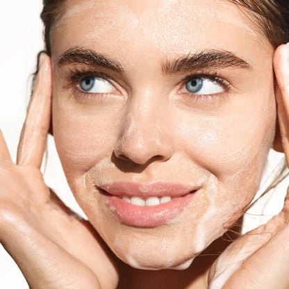 Crunchi | Gentle Facial Cleanser - Essentiallydestinyy