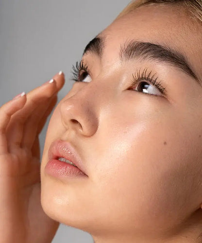 RMS Straight Up™ Volumizing Peptide Mascara - Essentiallydestinyy